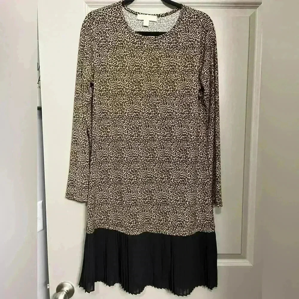 Michael Kors Long-sleeve Leopard Print Pleated Dress | Size Medium